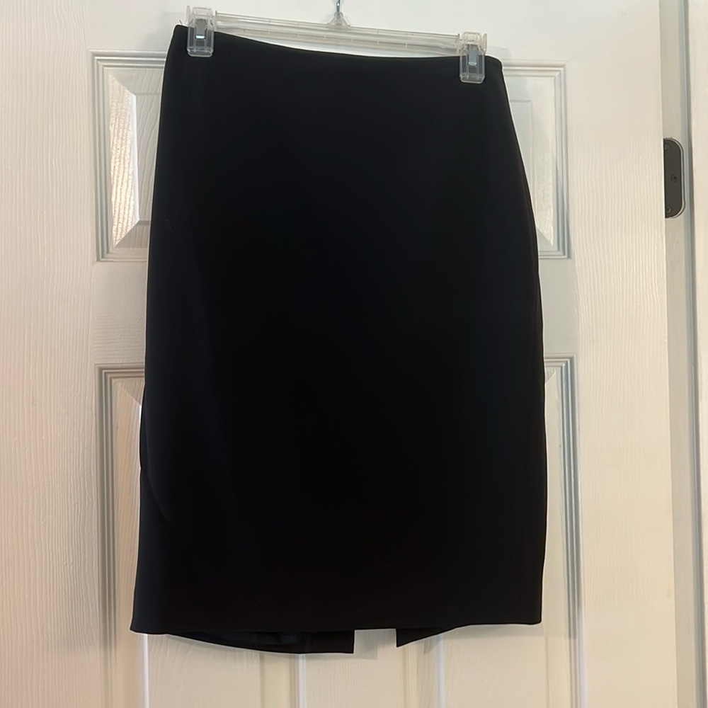 St. John Caviar 22” black skirt